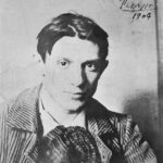 Pablo Picasso《Portrait photograph》 via Wikimedia Commons License: Public Domain