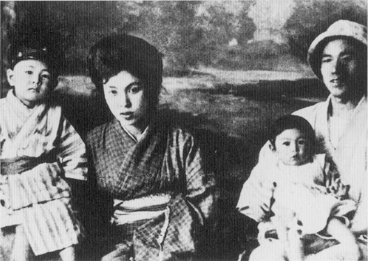 1912年頃の竹久夢二一家の写真