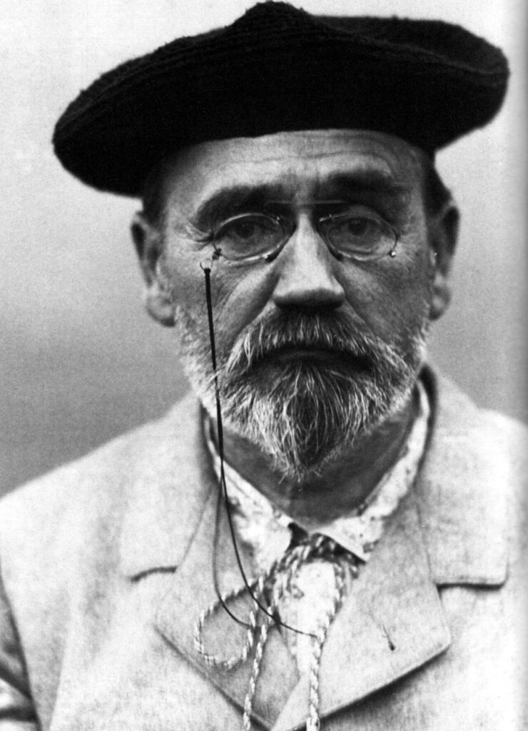 作家エミール・ゾラの肖像写真 1902年